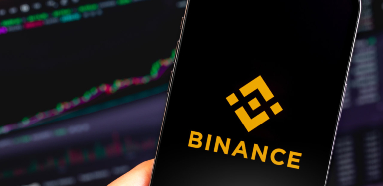 Binance CEO’su, kripto borsasının potansiyel ABD yatırımlarından çekileceğini söyledi