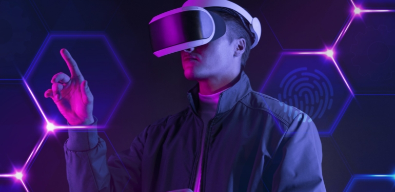 VR (Sanal Gerçeklik): Nedir ve Riskleri Nelerdir?